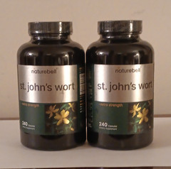 Lot of 2 – NatureBell St. John&rsquo;s Wort 600mg, 240 Capsules each, Exp 02/2028