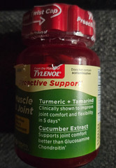 Tylenol Proactive Support Muscle & Joint | 30 Caplets Exp 03/2027